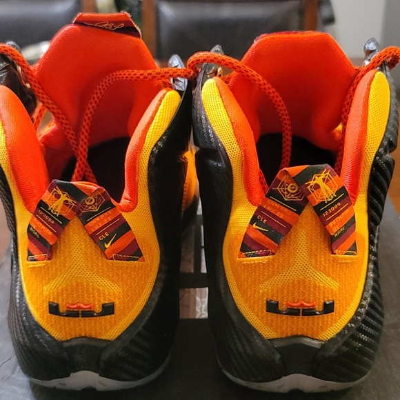 Lebron 12 Witness sz 13 worn 1 - Picture 3 of 4